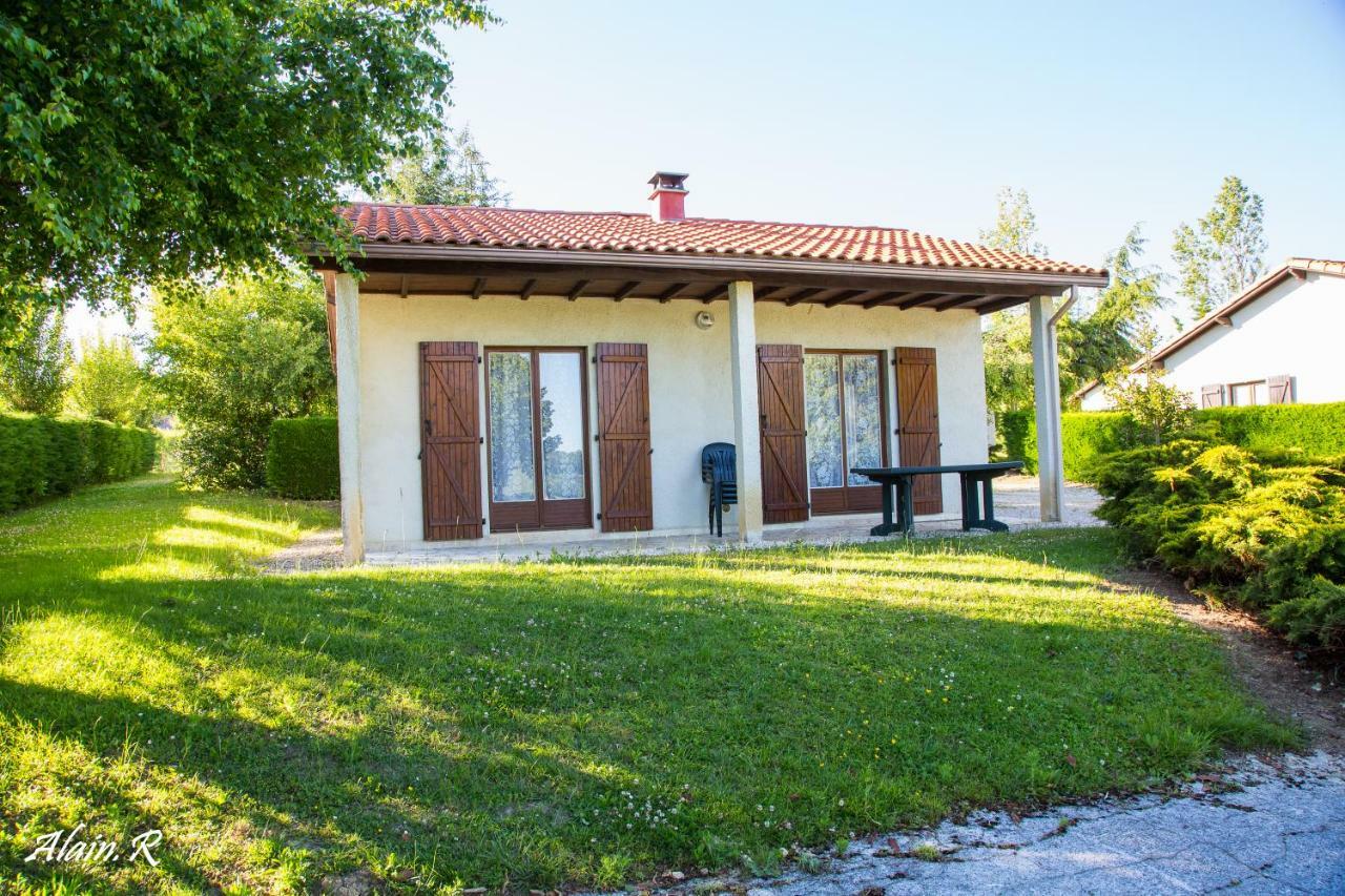Paradise Challets And Camping Sarrecave Exterior foto
