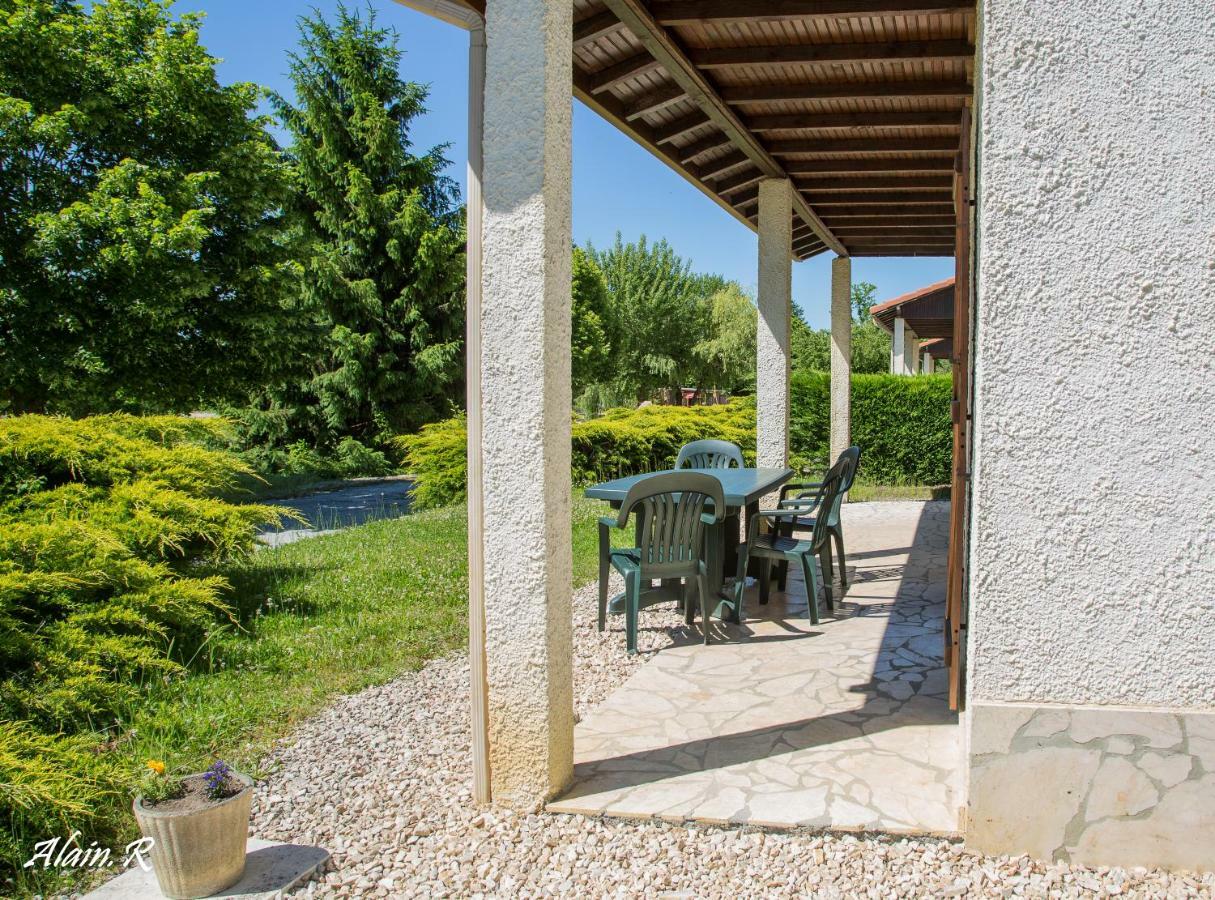 Paradise Challets And Camping Sarrecave Exterior foto